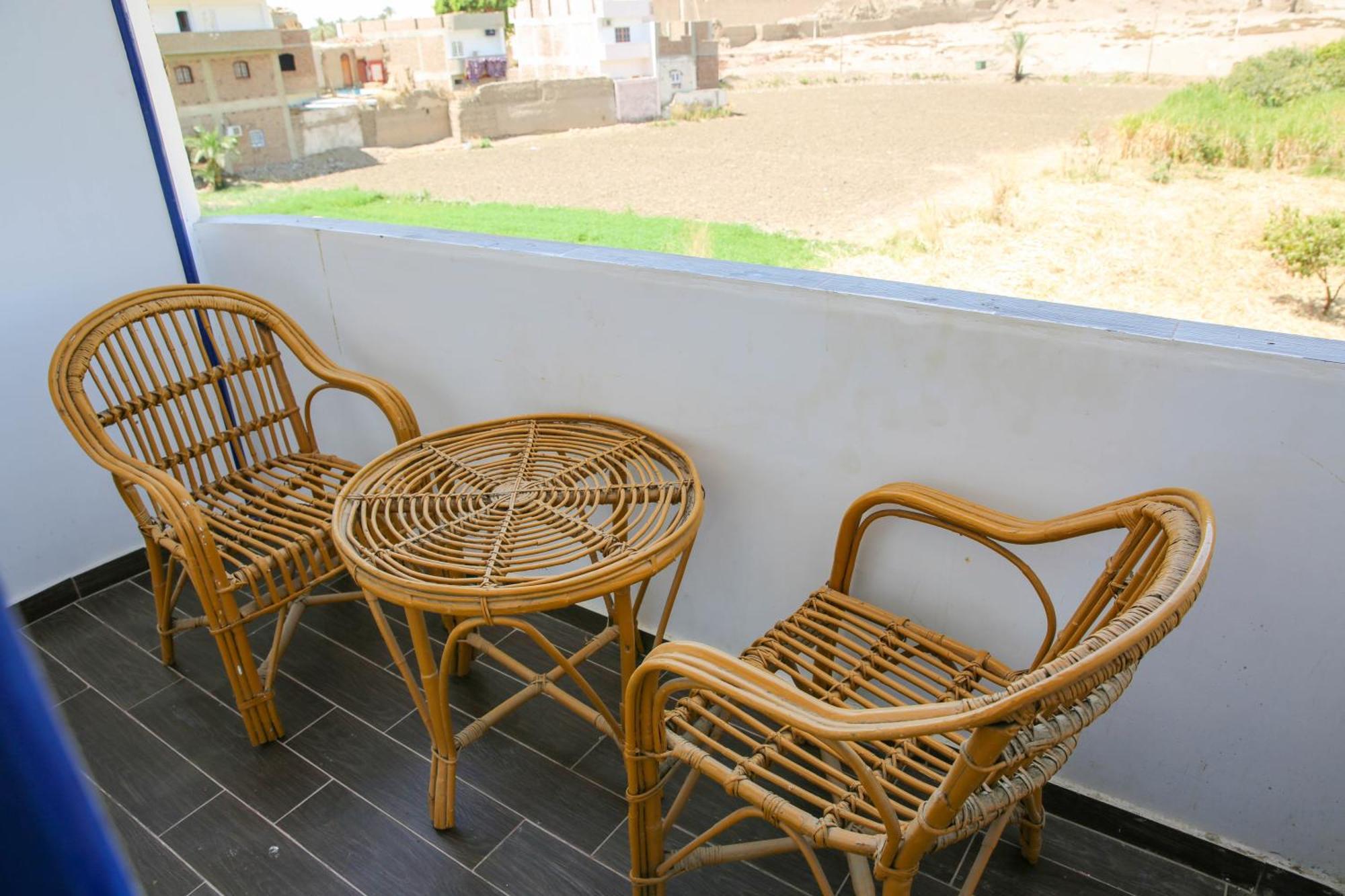 Sharqotel Luxor Exteriör bild